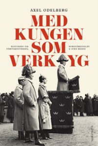 Bokomslag - Med kungen som verktyg